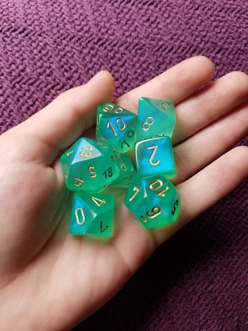 Chessex Borealis Light Green set