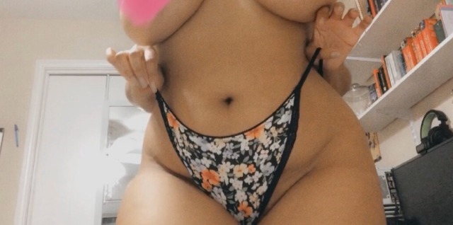 xxxhoekage:found my favorite panties again 🌺
