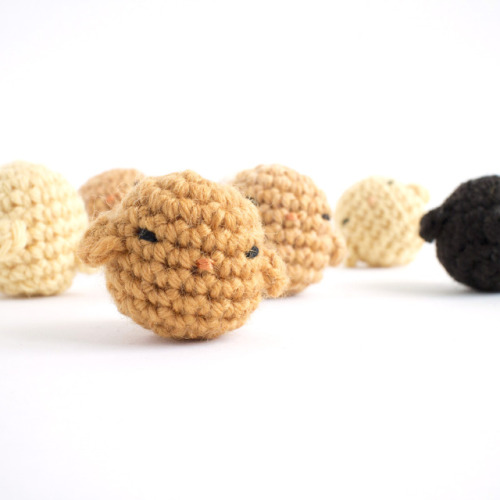 Baby chickens take less than an hour to crochet and are super easy to make. You can use them as cute