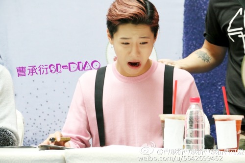 uniqcsy: 150822 Chengdu Fansign Event↳ © 曹承衍曹承衍曹承衍曹可爱