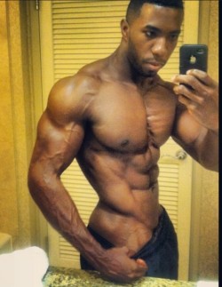 musclejaw:  RIPPED AND SEXYWWW.MUSCLEJAW.TUMBLR.COM