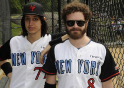 newyorkstrokes:  Julian Casablancas and baseball 