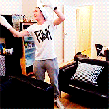   @NiallOfficial: Guess what Im doin today?@NiallOfficial: absolutely nothing  