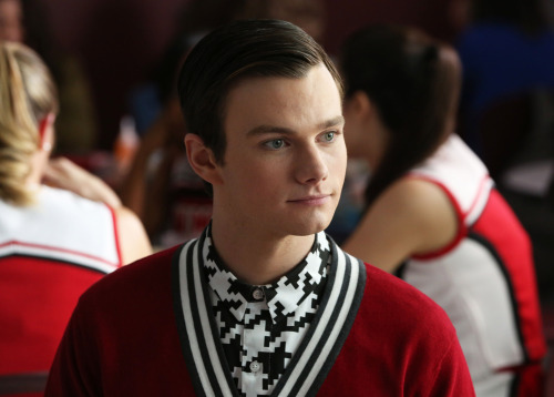 chriscolfernews:Stills from “2009″Someone please find that drawing Kendra did of Kurt using Blaine’s