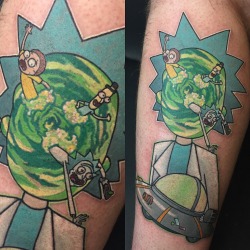 fuckyeahtattoos:  Tattoo by Jay Joree in