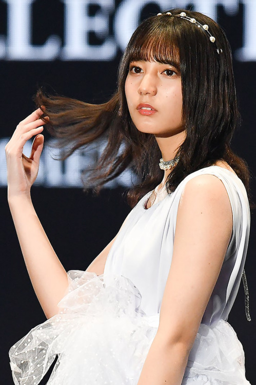 sakamichiclips: 小坂菜緒 × TGC 2020 SPRING & SUMMERDASADA STAGE