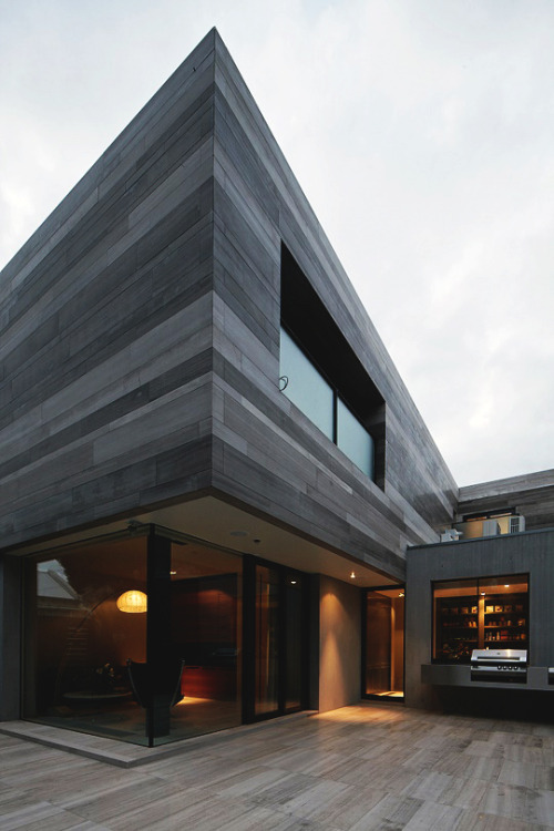 livingpursuit:  Cassell House | b.e Architecture
