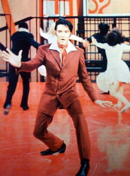 elvisandjerrylewislover:  Elvis Presley-NBC Special-So handsome and sexy. 