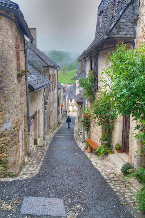 breathtakingdestinations:  Turenne - France (by Jane drumsara) 