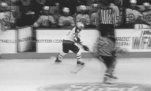 milanlucheck:   Mark Stuart tries to avoid getting a too many men penalty…  STU IS ONLY ONE M