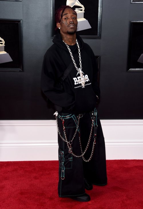 ruinedchildhood: anon:  How Uzi pulled up to the #Grammys red carpet 😂  