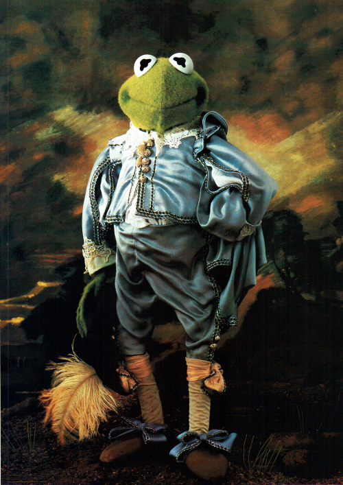 muppetationalcollectables:Miss Piggy’s Treasury of Art Masterpieces from the Kermitage Collection is