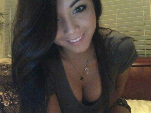 selfshotmag:  (via selfshotmag)