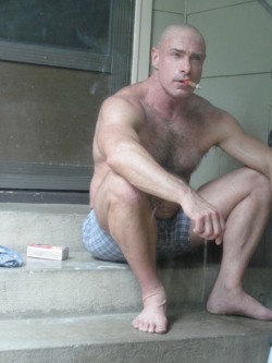 whitetrashmen:  Submission #654: jawhed sitting on the front porch smoking in his underpants