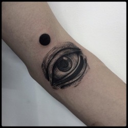 electrictattoos:  mrstotemica: Elbow ditch