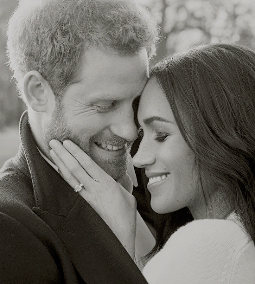 princeharrydaily:  Prince Harry and Ms. Meghan Markle have chosen to release official photographs to
