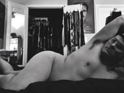 Gayluke47:  Tummy Tuesday???