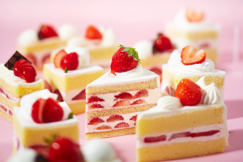 strawberry cake