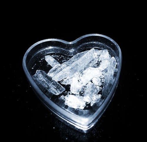 v1rtual-d3ath:  no one will ever love me,  like i love drugs.  no one will ever crave me,  like i crave love