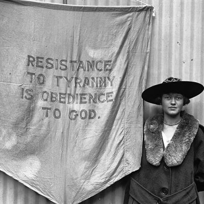 lgbt-history-archive:
““RESISTANCE TO TYRANNY IS OBEDIENCE TO GOD.,” suffrage activist, Washington, D.C., c. 1917. Photo c/o @librarycongress. #HavePrideInHistory #WomensMarch #Sunday (at Washington, District of Columbia)
”
