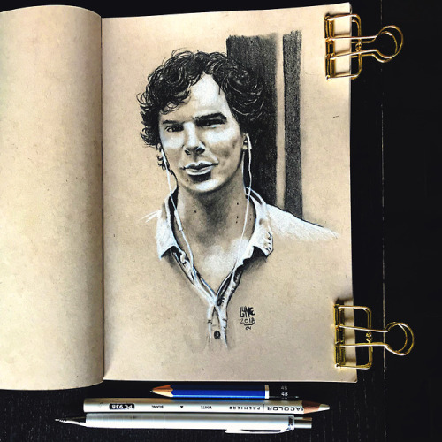 lunadax: Benedict filming Sherlock. My art tag