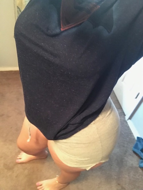 katyconnors:  Dm me if interested in purchasing my premium. บ for lifetime access. ฟ for lifetime access and a video of me sucking my bf dick. Add my free snapchat @katyconnorsfree .