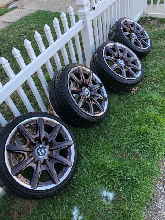 Sex bmorel3git:Selling the Bentley wheels tomorrow pictures