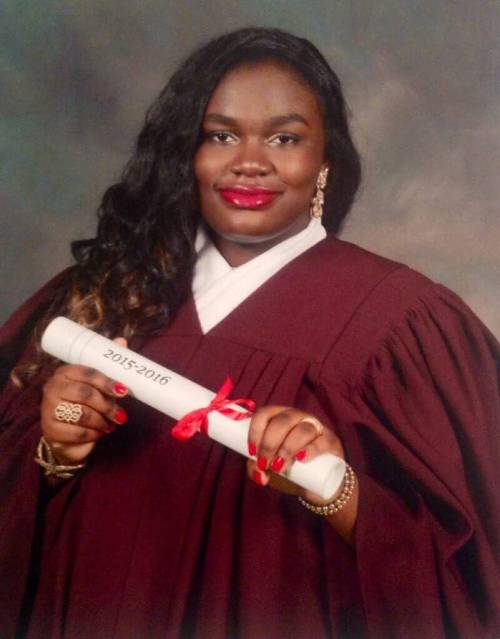 yonceghost:my melanin tho