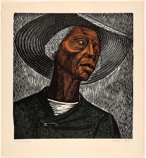 urineoff:  Sharecropper  1952, printed 1970, Elizabeth Catlett American, active in Mexico, 1915-2012