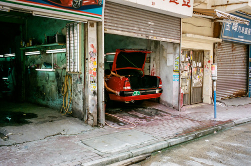 Portra400 | To Kwa Wan, on Neighbourhood | Jun 2019I was told and fascinated by the idea that having