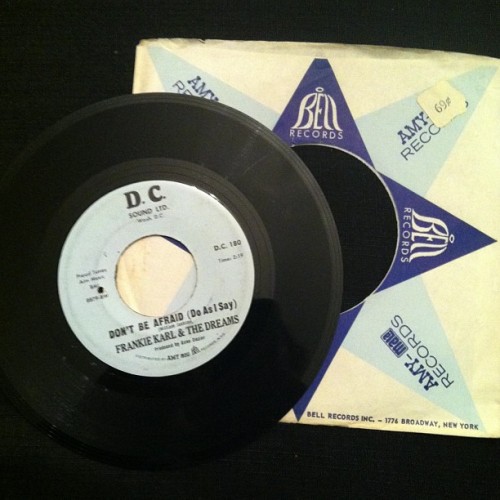 olvidado73:  #frankiekarlandthedreams #dontbeafraid #bellrecords #45 #vinyl #soul happy I found this!! 