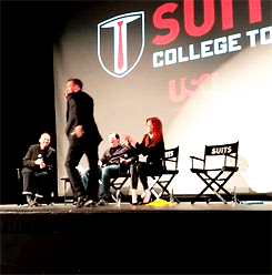 hermione:   @GabrielMacht can dance! [x]