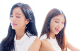 apinkdays:    even if you don’t say a word, just be next to meyour warm love which i’m thankful for, that’s all i need ♡ 