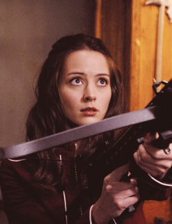 Holy Schmoly! Is that who Amy Acker is?