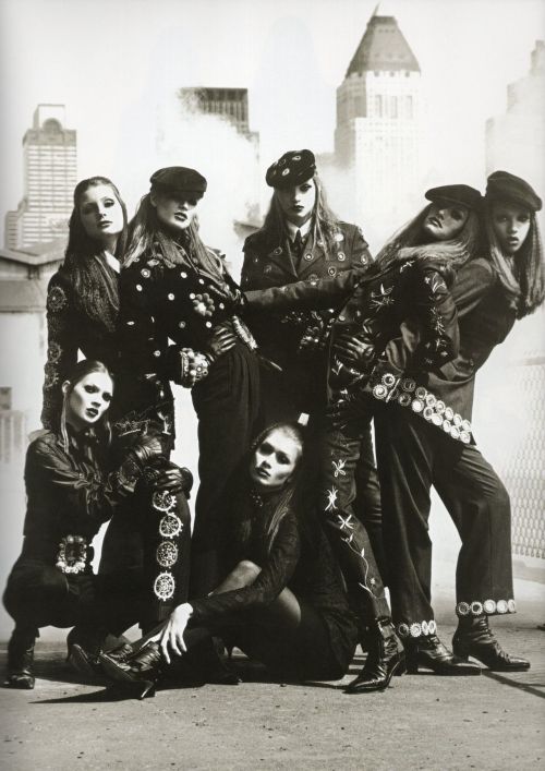 the-original-supermodels:Dolce &amp; Gabbana F/W 1992/1993Jane Powers, Meghan Douglas, Nadja Aue