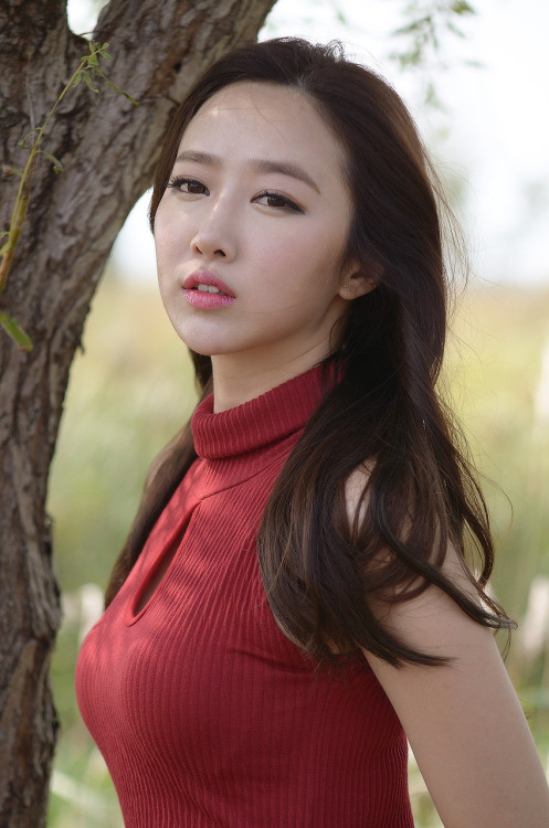 Shin Hae Ri