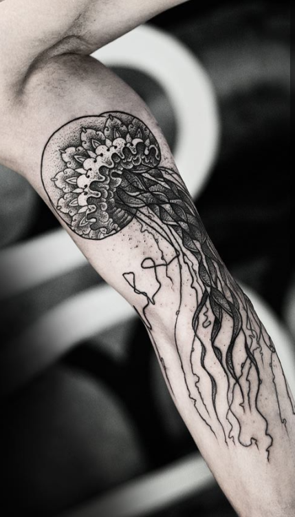 1337tattoos:  Daniel Meyer  Nice