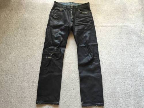 lacollectionneuse: ★マルタンマルジェラ★アーティザナル・ペンキデニムパンツ artisanal jeans painted black • martin margiela