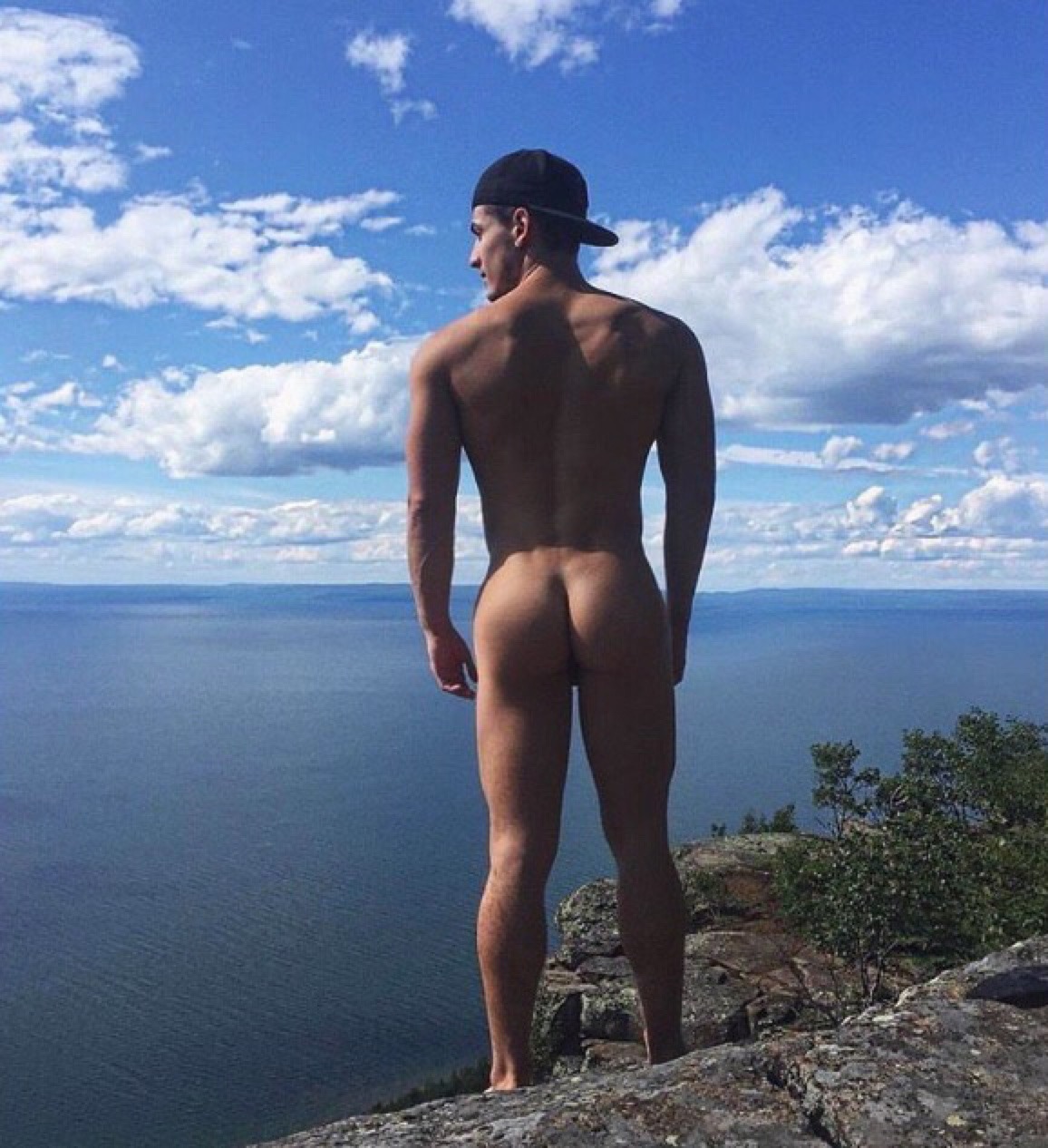 Hot Hunks & Big Bubble Butts 2.0