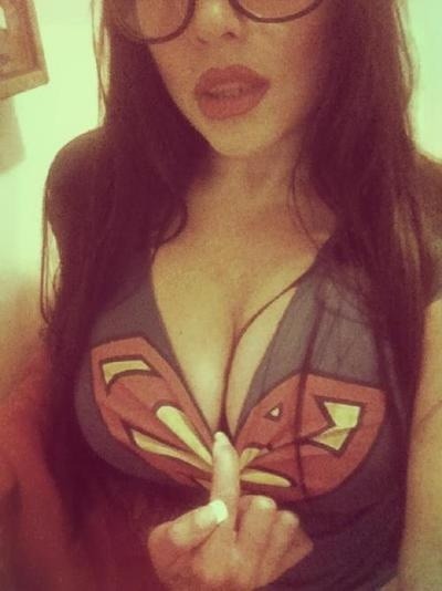 stevezodiac2001:  Be my girl and we’ll both be Super. wonderwomanproblems:  Www.WonderWomanProblems.tumblr.com