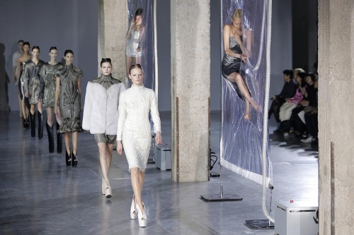 vispreeve:  Iris van Herpen Fall 2014