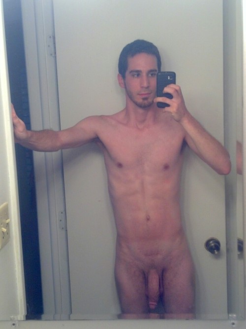hugethingsss:  mirror meat h u g e t h i n g ( s s s )