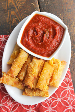 verticalfood:  Melted Cheddar Cheese Sticks