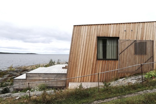 prefabnsmallhomes:  Lillviken House, Nedre Lillviken, Sweden by Trigueiros Architecture  @empoweredinnocence 