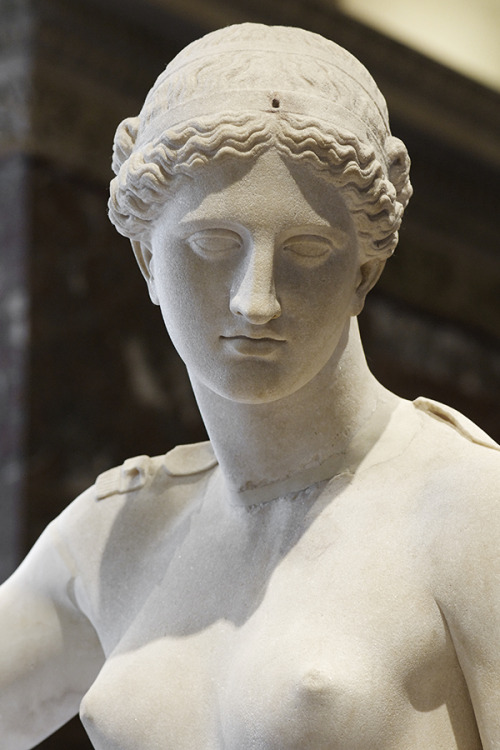 jopenb:Statue of Aphrodite, known as the Venus of Arles. Hymettus marble, Roman artwork, imperial pe
