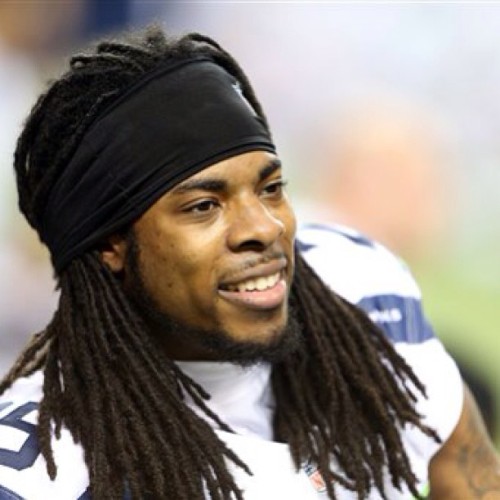 susiethemoderator:  thoughtsofablackgirl:  My Richard Sherman Appreciation Post.This man is so freaking handsome! And he wears bow-ties. Yaaaassss laaaaaaawd! lol :)   He too fine for his own good 