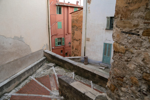 Menton, France is small town on the French Riviera and only a stones throw away from Italy. Taylor’s