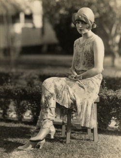 vintageeveryday:  Clara Bow for “Kid Boots”,