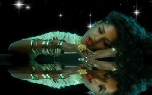 M.I.A. // “XXXO” (2010)