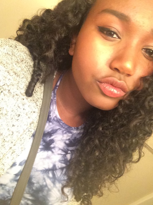 somalihottiee:not my best selfies but im still cute af